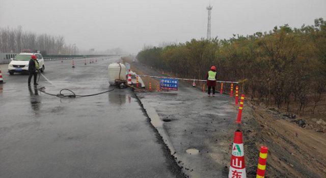 路面防污染，我们在行动