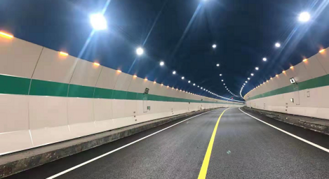 G205山深线中修工程马公祠隧道顺利通车