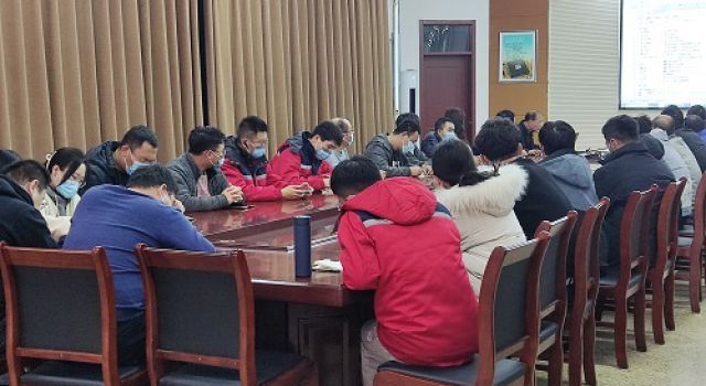 济潍高速二驻地召开“信用交通宣传月”专题会议