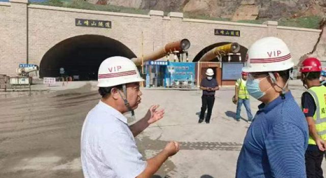 预计十月一日左洞贯通！兰陵县三峰山隧道工程进展顺利